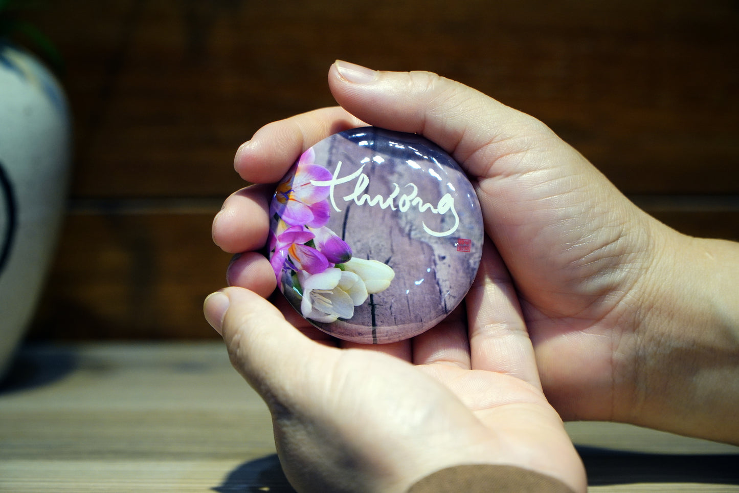 PIN THƯ PHÁP 4x4CM